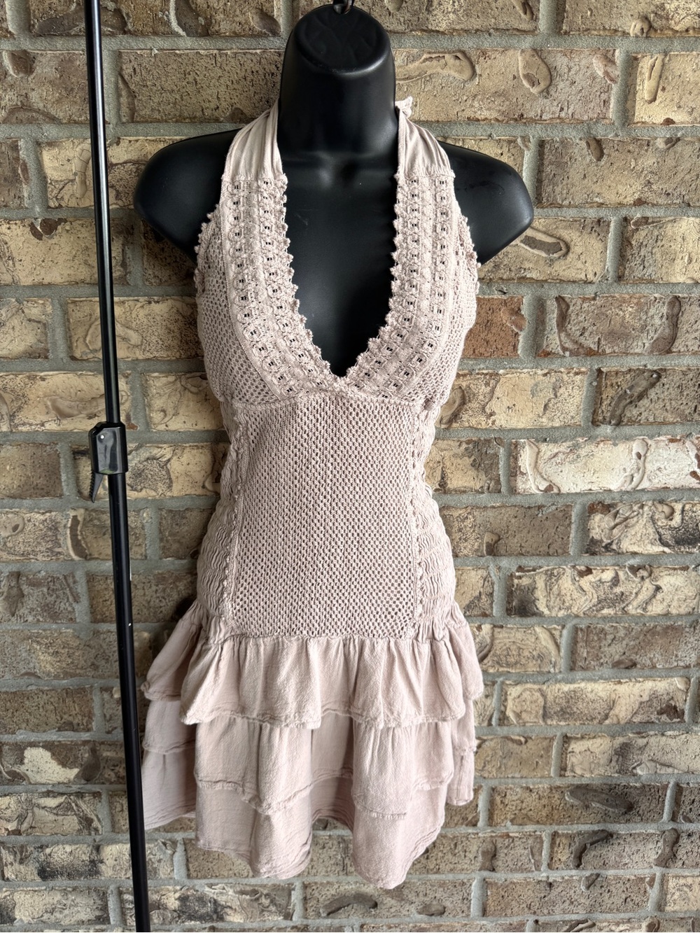 COTTON NATURAL
Leeward Halter Neck RaRa Dress Size XL